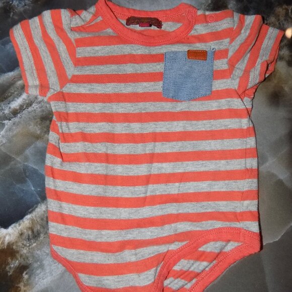 7 For All Mankind Orange/Gray Striped Snap Tee Size 6-9 Months - Picture 2 of 3